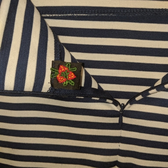 Striped navy midi skirt - Picture 3 of 4